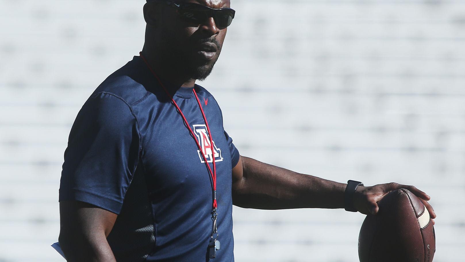 Arizona Wildcats players tweet goodbye and thank-you messages to assistants Jahmile Addae, Vince Amey